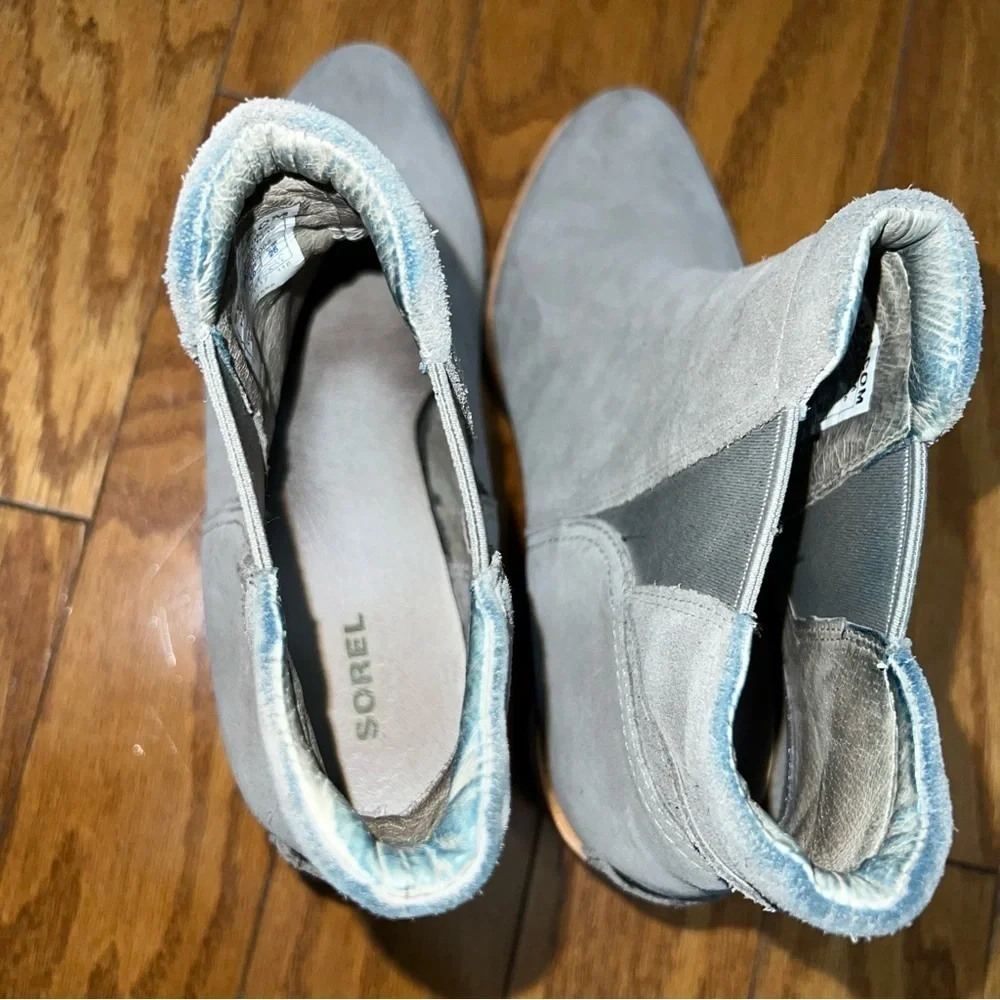Sorel After Hours Chelsea Gray Suede Wedge Ankle Bootie Size 9